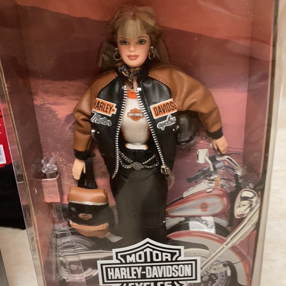 Barbie - Picture 5 of 5
